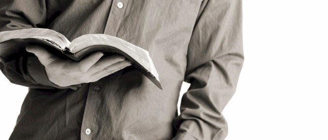 bible-reading-guy-7829071